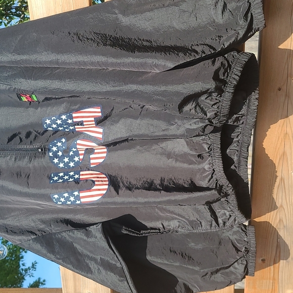 Vintage USA Surf Style black windbreaker - Picture 4 of 8